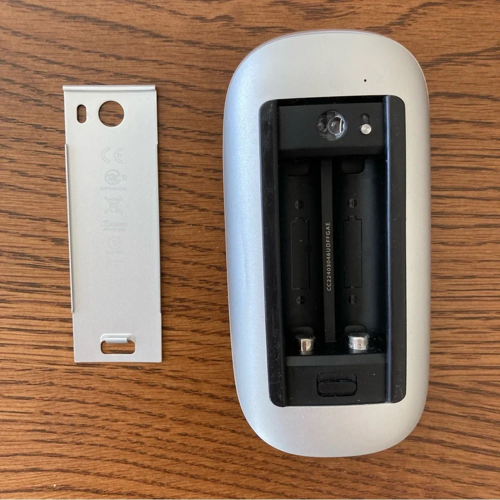 Apple Magic Mouse Wireless Battery-operated - Picture 3 of 4